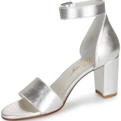 Betty London CRETA