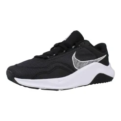 Nike Essential