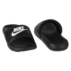 Nike Victori One