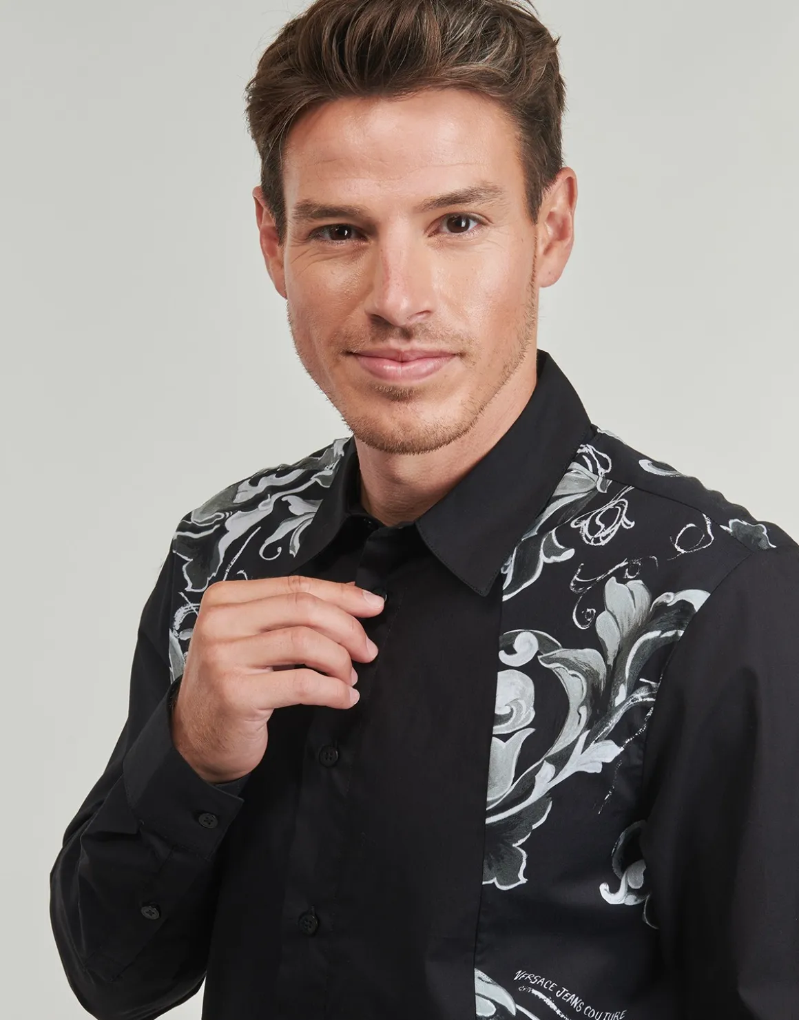 Skjorter m. lange ærmer Versace Jeans Couture