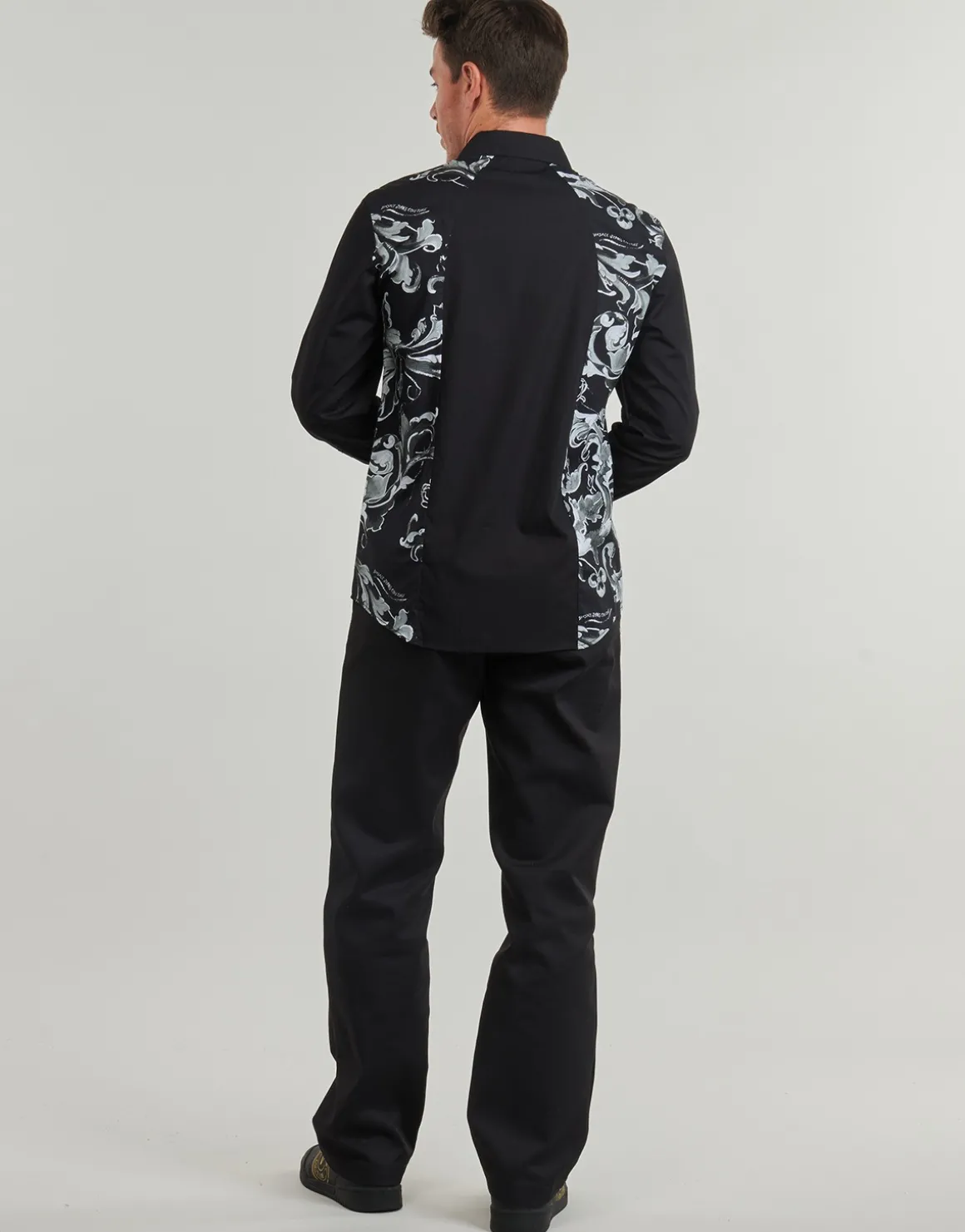 Skjorter m. lange ærmer Versace Jeans Couture