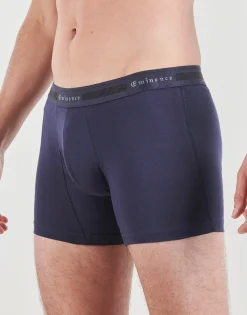 Trunks Eminence