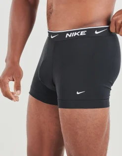 Trunks Nike
