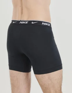 Trunks Nike