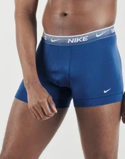 Trunks Nike
