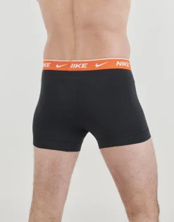 Trunks Nike